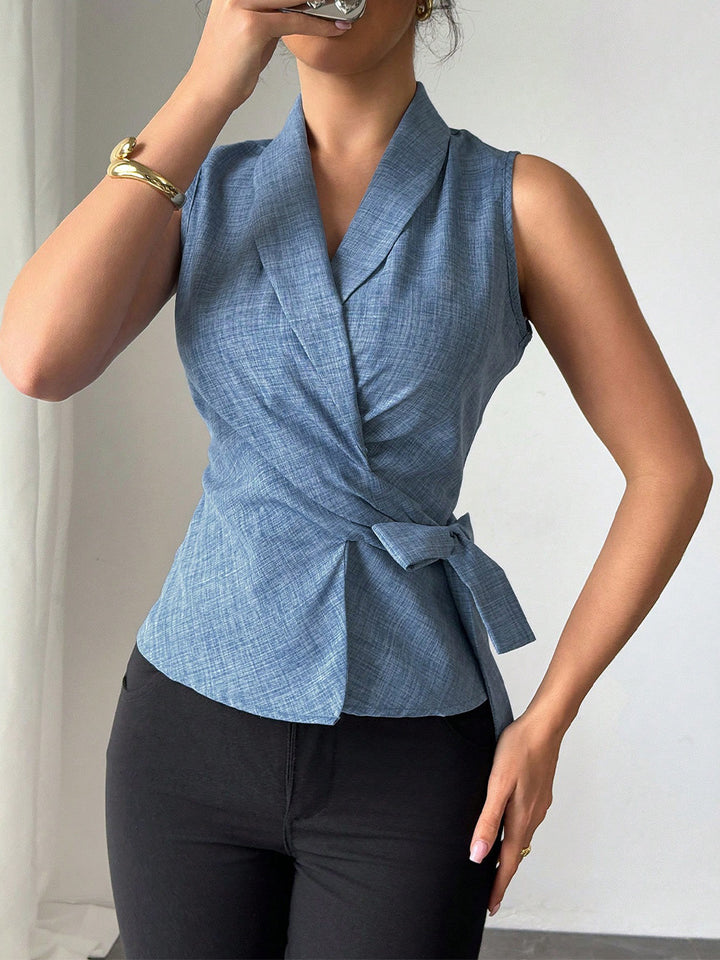 Lindsay | Sleeveless Blouse