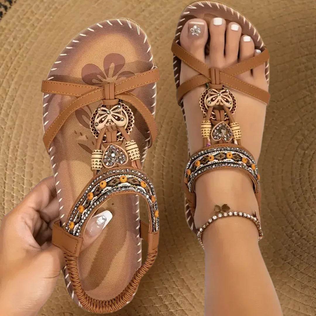 Vienna | Detailed Charm Sandals